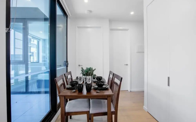 Stunning Bright Apartment At Hawthron/Glenferrie Station