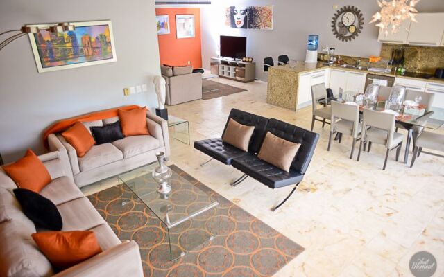 Magia Apartment F102 by iMexico