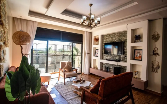 Akiiro Homes