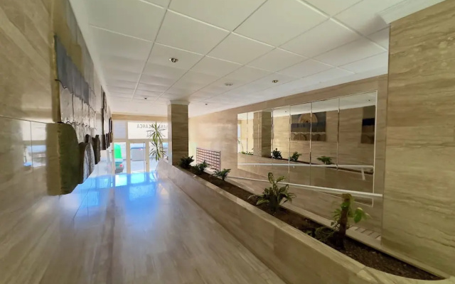 Moderno Apartment On Playa Del Cura
