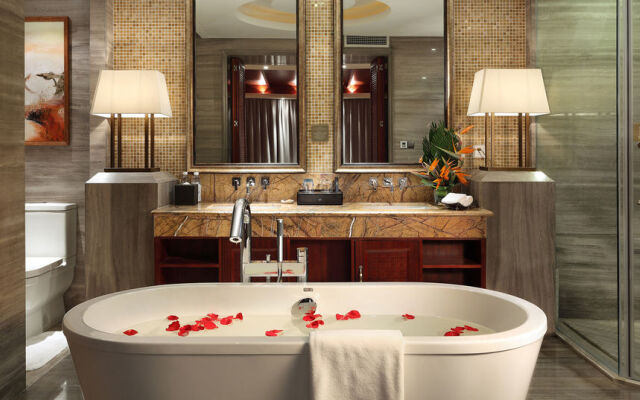 Qionghai Bay Bonreal Hotel