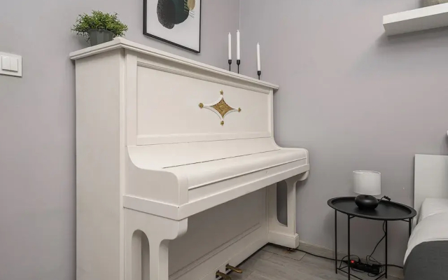 Lumina apartment near the train station