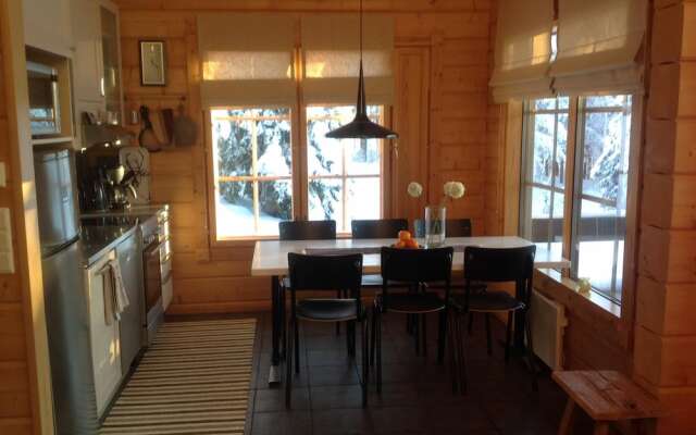 Rukako IHTINGINRINNE