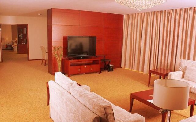 Dongli Lake Hotel Tianjin