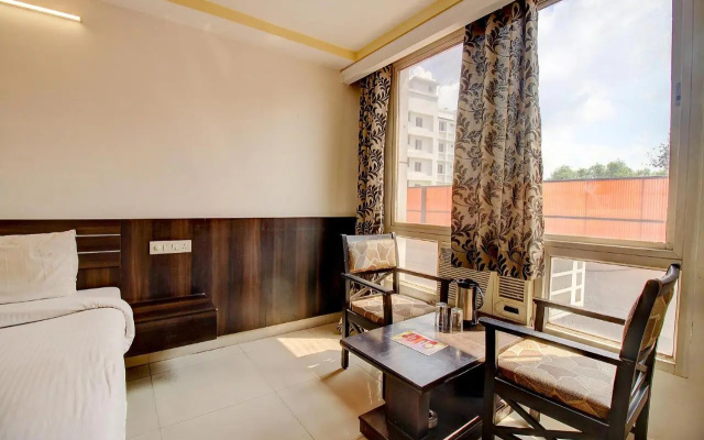 Fabhotel Ps Grand