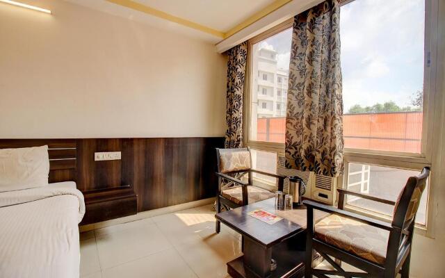 Fabhotel Ps Grand