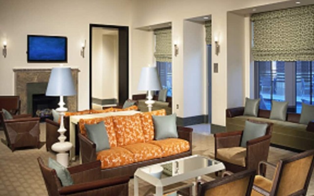 Global Luxury Suites at Metropolitan South