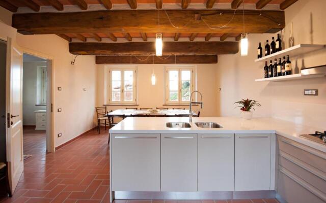 Farmhouse Pool 13 Px