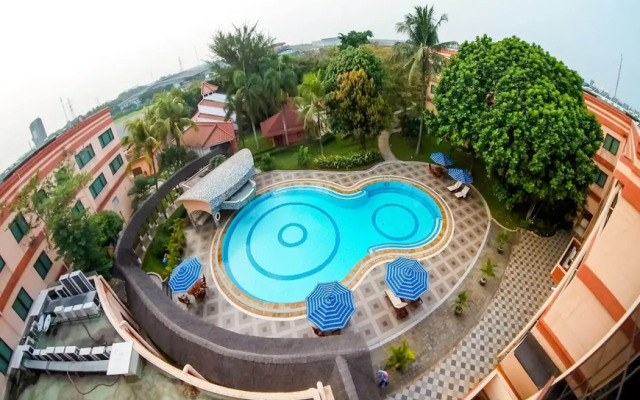 Asuka Hotel MM2100 Industrial Town