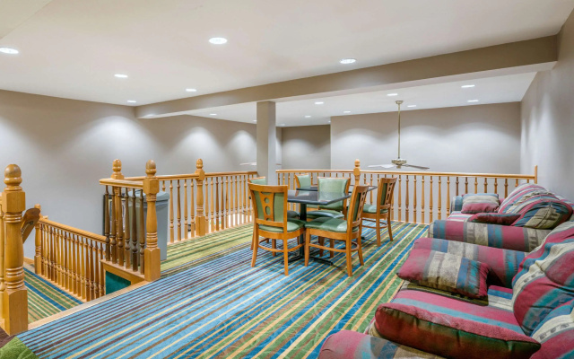 Quality Inn & Suites Jefferson City