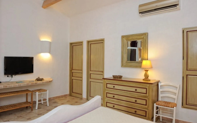 Residence Les Lieges De Palombaggia