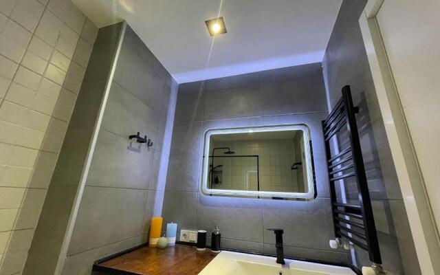 Redco ALPIC Studio Apartment near Gondola