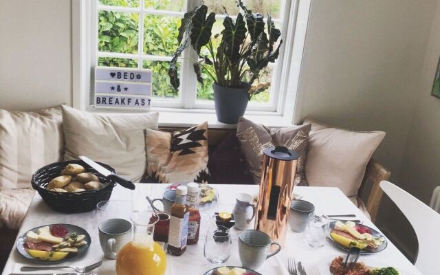 Lehnshøj Bed & Breakfast