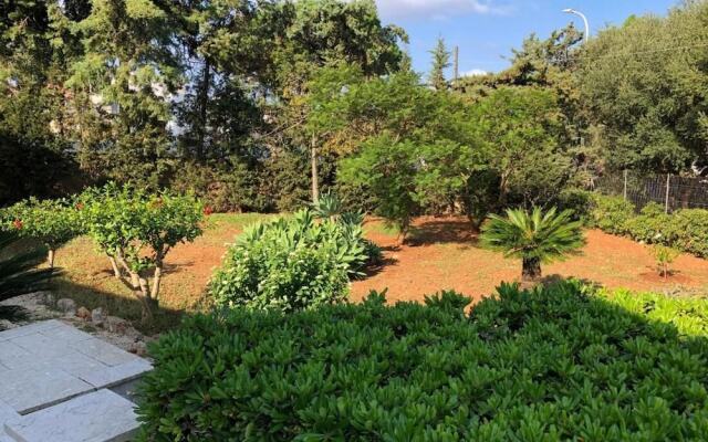 Robertas Villa - Home Holiday