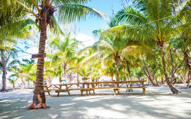 Thatch Caye Resort a Muy'Ono Resort