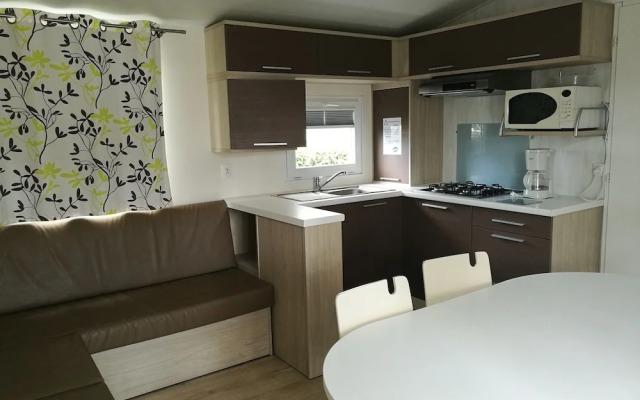 Camping Les Places Dorees