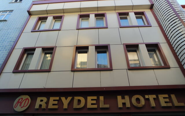 Reydel Hotel