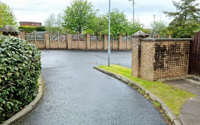 Spacious Family Home In Glasgow