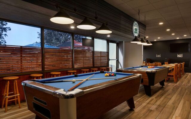 Travelodge Toronto East