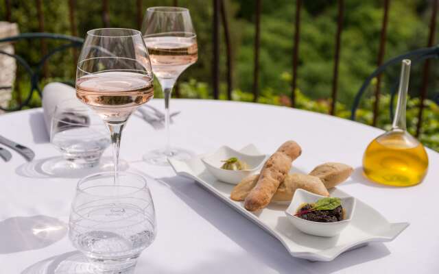 Mas des Romarins, The Originals Relais