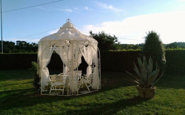 La Valinfiore Charming Ap With Pool