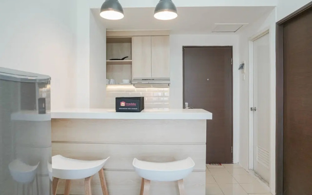 Cozy Living 2BR Sunter Park View Apartment