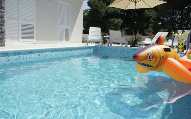 Modern Villa in Primosten With Pool