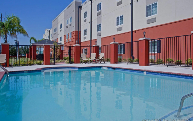 Candlewood Suites Deer Park TX by IHG