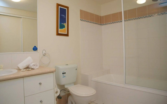 Sanctuary Lake Apartments