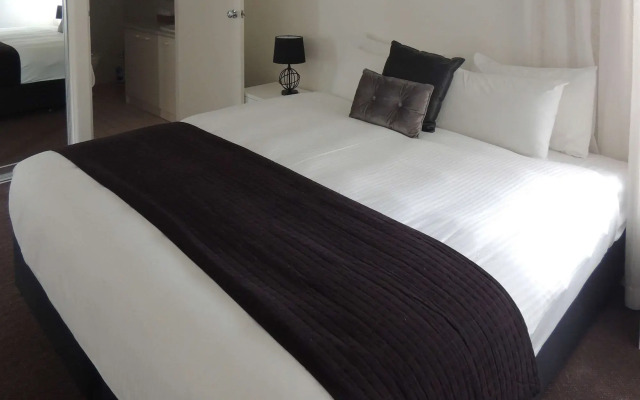 Premier Motor Inn