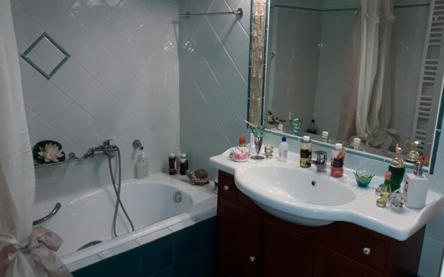 Delphi Paradise Apartments
