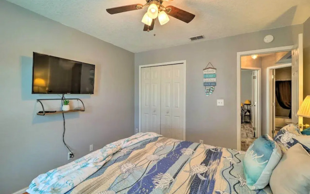 Jacksonville Home, Near Beach & Mayo Clinic!