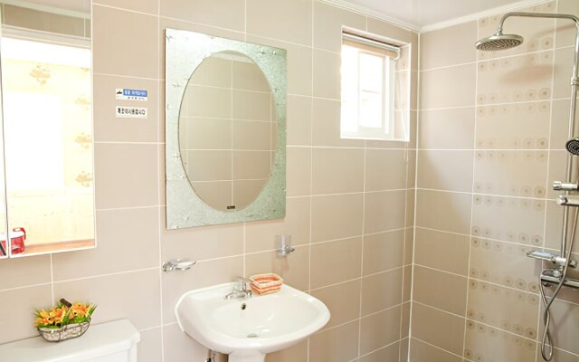 Tongyeong two Five Pension