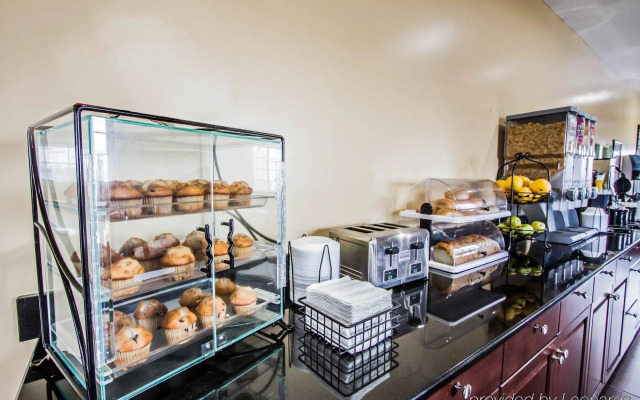 Econo Lodge Tonawanda