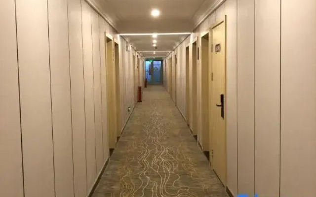 Yosha Hotel( Guangzhou Donghu Metro Station)