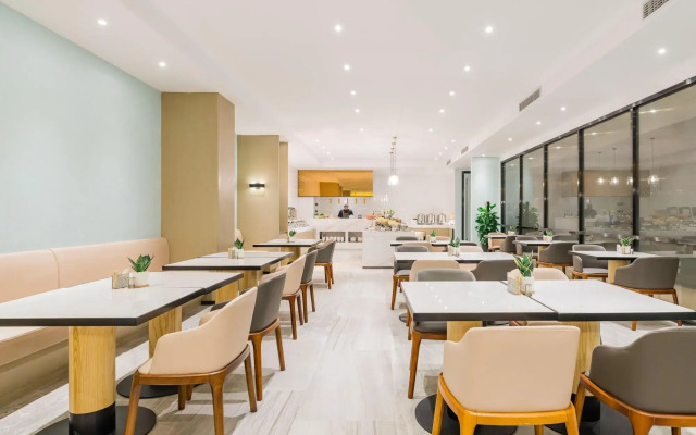Atour Light Hotel Xiamen Railway Station Wanxiangcheng
