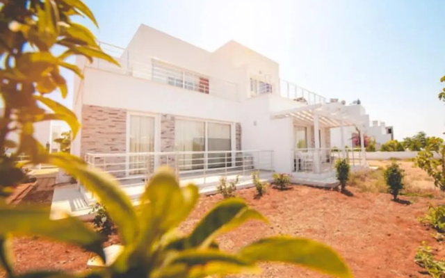Villa 4 Bedroom sea view 2