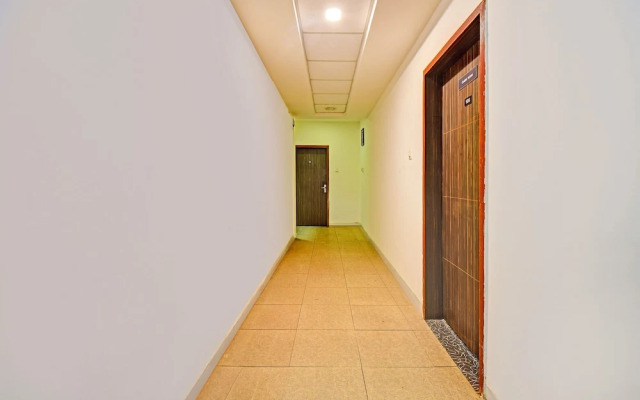 Fabhotel The Walnut