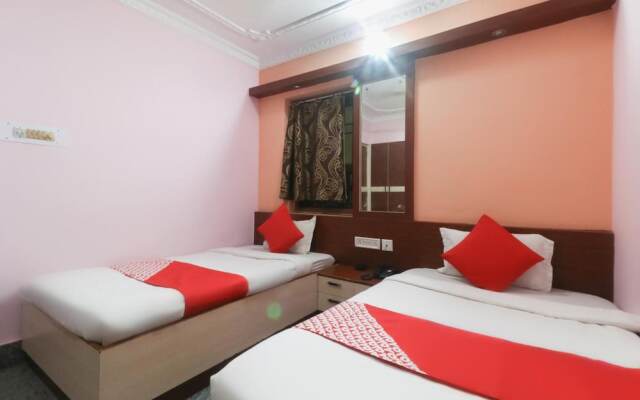 OYO 49639 Nirmala Residency