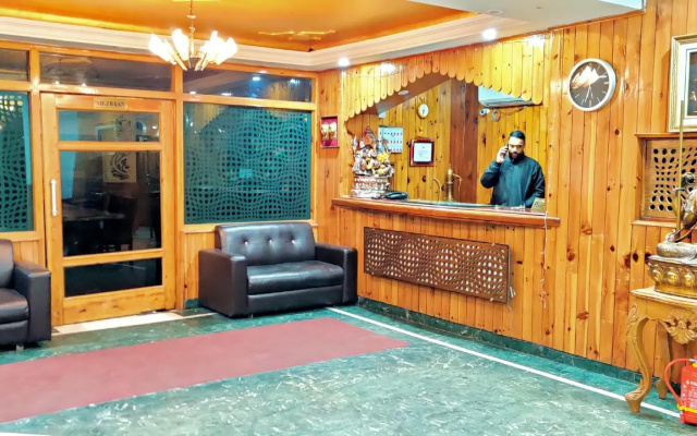 Dalhousie Heights – Lobby – Chamba