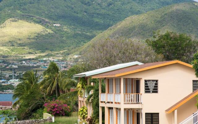 Bird Rock Beach Hotel