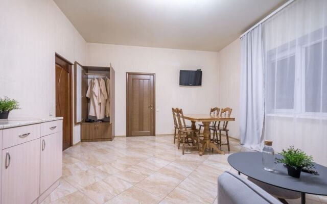 Миссис Сьютс