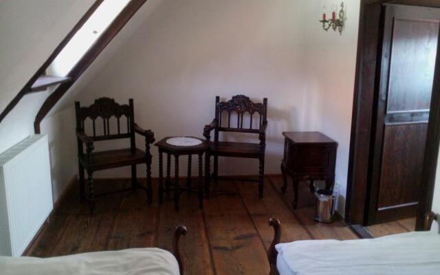 Monastery Garden Bistro & Rooms