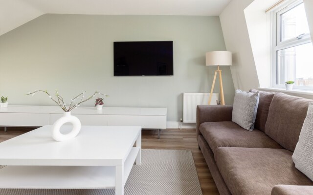Luxurious Apartment in Wandsworth