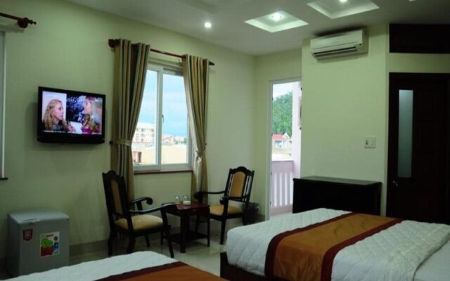 Canh Buom Hotel