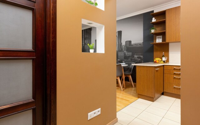 Apartment Gieldowa Warsaw by Renters