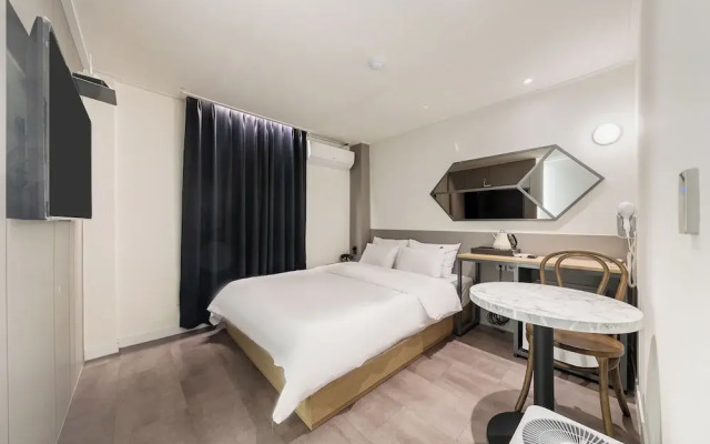 Greaten Hotel