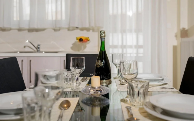 Aspasias Luxury Suite