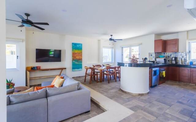 Casa de la Risa by Skyrun