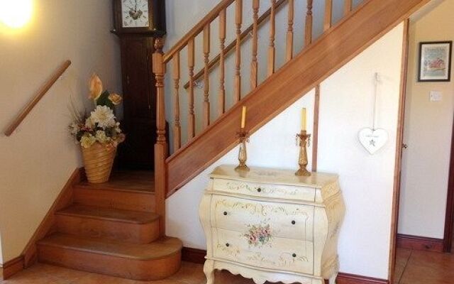 Ravencar Farm Bed and Breakfast